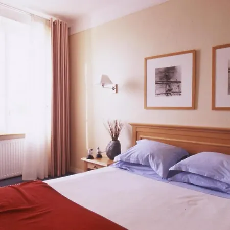 Baie Des Anges Hotel 4*